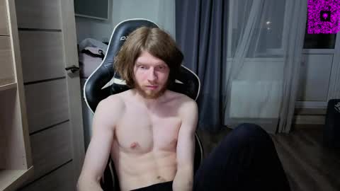 Snapshot of spaisenok chatting on 04/01/26, 09:45 Mike online show from 04/01/26, 09:45