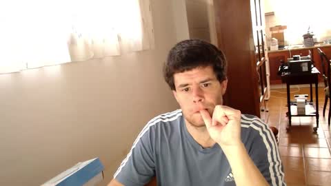 Snapshot of spanishboytenerife chatting on 02/01/25, 12:37 spanish online show from 02/01/25, 12:37