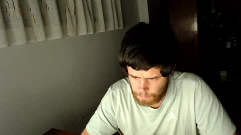 Snapshot of spanishboytenerife chatting on 03/12/25, 05:24 spanish online show from 03/12/25, 05:24