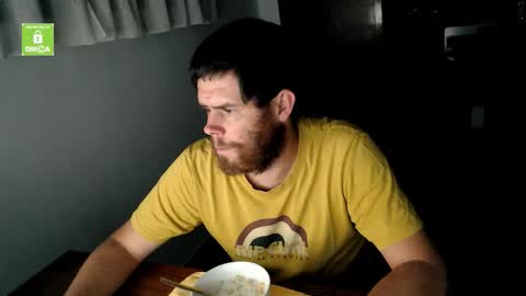 Snapshot of spanishboytenerife chatting on 11/17/25, 05:35 spanish online show from 11/17/25, 05:35