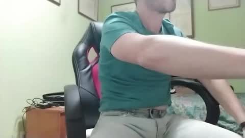 Manu  online show from 11/19/25, 05:07