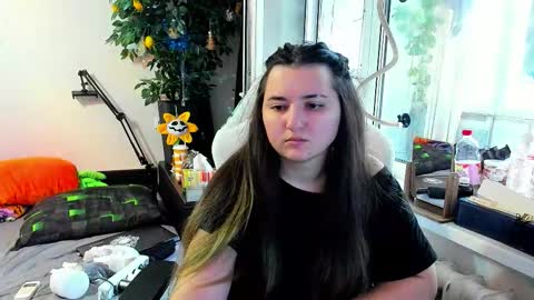 Snapshot of spanking_girls chatting on 11/16/25, 11:49 Evgenia online show from 11/16/25, 11:49