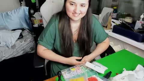 Snapshot of spanking_girls chatting on 04/01/26, 10:51 Evgenia online show from 04/01/26, 10:51