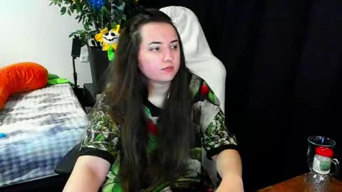 Snapshot of spanking_girls chatting on 04/06/26, 10:33 Evgenia online show from 04/06/26, 10:33