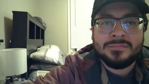 Snapshot of sparehamster chatting on 11/14/25, 05:06 sparehamster online show from 11/14/25, 05:06