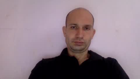 Snapshot of sparei7 chatting on 12/04/24, 08:12 Snaiky online show from 12/04/24, 08:12