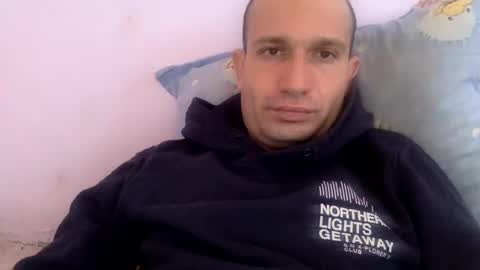 Snapshot of sparei7 chatting on 12/13/24, 09:46 Snaiky online show from 12/13/24, 09:46