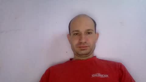 Snapshot of sparei7 chatting on 12/17/24, 06:24 Snaiky online show from 12/17/24, 06:24