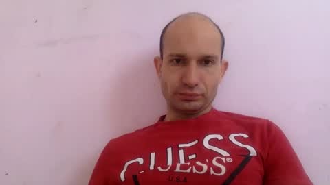 Snapshot of sparei7 chatting on 12/18/24, 10:40 Snaiky online show from 12/18/24, 10:40