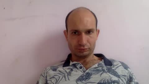 Snapshot of sparei7 chatting on 12/23/24, 11:57 Snaiky online show from 12/23/24, 11:57