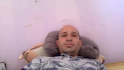 Snapshot of sparei7 chatting on 01/01/25, 07:52 Snaiky online show from 01/01/25, 07:52