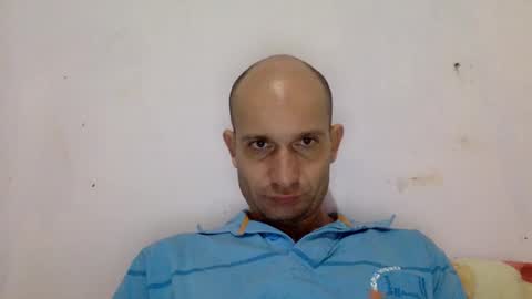 Snapshot of sparei7 chatting on 01/01/25, 04:50 Snaiky online show from 01/01/25, 04:50