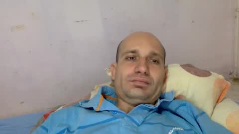 Snapshot of sparei7 chatting on 01/04/25, 03:49 Snaiky online show from 01/04/25, 03:49