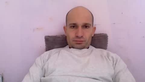 Snapshot of sparei7 chatting on 01/05/25, 09:59 Snaiky online show from 01/05/25, 09:59