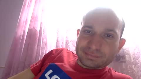 Snapshot of sparei7 chatting on 02/08/25, 11:01 Snaiky online show from 02/08/25, 11:01