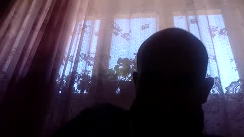 Snapshot of sparei7 chatting on 02/09/25, 01:14 Snaiky online show from 02/09/25, 01:14