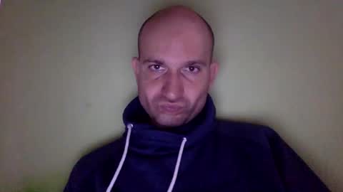 Snapshot of sparei7 chatting on 02/16/25, 11:27 Snaiky online show from 02/16/25, 11:27