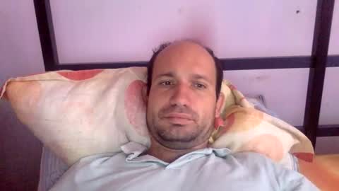 Snapshot of sparei7 chatting on 10/02/25, 11:50 Snaiky online show from 10/02/25, 11:50