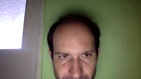 Snapshot of sparei7 chatting on 10/30/25, 02:18 Snaiky online show from 10/30/25, 02:18