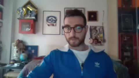 Snapshot of sparkcock666945 chatting on 11/17/25, 01:17 Vale The Sparky online show from 11/17/25, 01:17