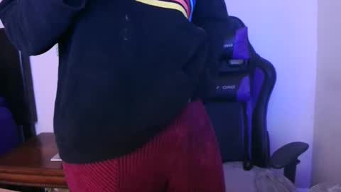 Snapshot of sparkle_pinuppp chatting on 01/05/25, 04:06 Tip 1 token Follow me on instagram Sparkle pinuppp online show from 01/05/25, 04:06