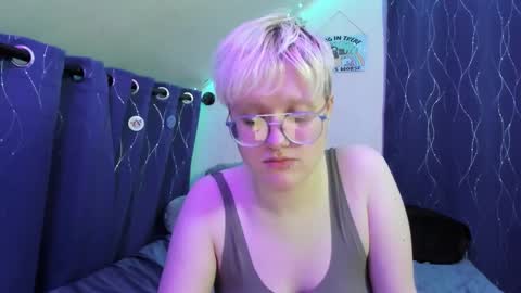 Snapshot of sparkling_water_hate_club chatting on 11/20/25, 04:45 Atticus Pendragon online show from 11/20/25, 04:45