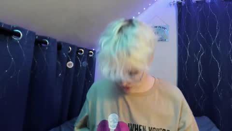 Snapshot of sparkling_water_hate_club chatting on 01/18/26, 03:54 Atticus Pendragon online show from 01/18/26, 03:54