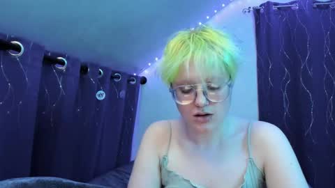 Snapshot of sparkling_water_hate_club chatting on 02/07/26, 04:27 Atticus Pendragon online show from 02/07/26, 04:27