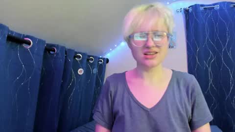 Snapshot of sparkling_water_hate_club chatting on 02/13/26, 09:16 Atticus Pendragon online show from 02/13/26, 09:16