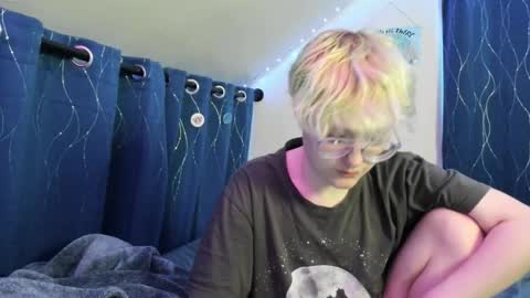 Snapshot of sparkling_water_hate_club chatting on 02/23/26, 02:25 Atticus Pendragon online show from 02/23/26, 02:25