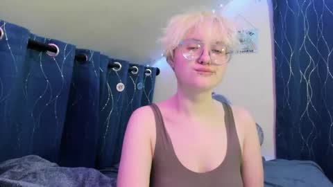 Snapshot of sparkling_water_hate_club chatting on 03/03/26, 09:48 Atticus Pendragon online show from 03/03/26, 09:48