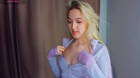 Mary online show from 04/10/26, 07:18