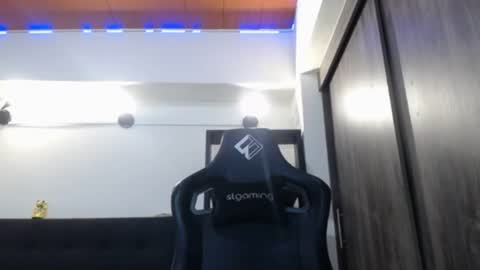     online show from 06/21/26, 05:21