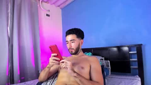 Snapshot of spartan__king chatting on 10/17/25, 05:37 Isaac online show from 10/17/25, 05:37