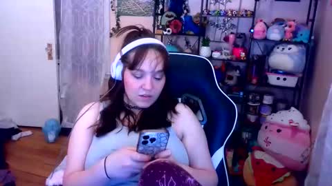 Snapshot of spawnofademon chatting on 04/22/26, 06:38 spawnofademon online show from 04/22/26, 06:38