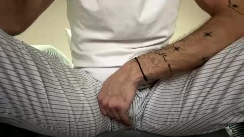 Snapshot of specialll27 chatting on 02/24/25, 02:30 Dany online show from 02/24/25, 02:30