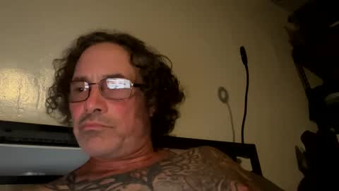 Snapshot of specter1972 chatting on 03/18/26, 01:31 specter1972 online show from 03/18/26, 01:31