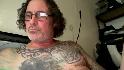 Snapshot of specter1972 chatting on 04/02/26, 11:13 specter1972 online show from 04/02/26, 11:13