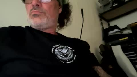 Snapshot of specter1972 chatting on 04/19/26, 03:00 specter1972 online show from 04/19/26, 03:00