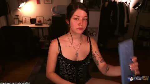 Snapshot of spectralmatter chatting on 04/17/26, 08:34 m online show from 04/17/26, 08:34