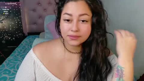 Renata Roman online show from 09/18/25, 10:23