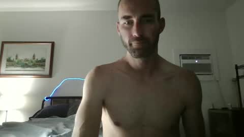 Snapshot of spencergndxxx chatting on 10/19/25, 03:51 spencergndxxx online show from 10/19/25, 03:51