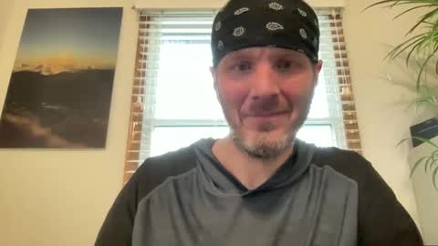 Peppers online show from 12/31/24, 04:25