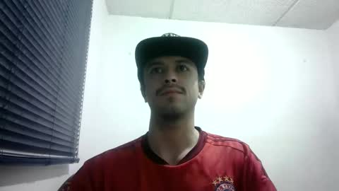 Snapshot of sperm_donor94 chatting on 10/23/25, 03:50 sperm_donor94 online show from 10/23/25, 03:50