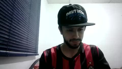 Snapshot of sperm_donor94 chatting on 11/16/25, 03:23 sperm_donor94 online show from 11/16/25, 03:23