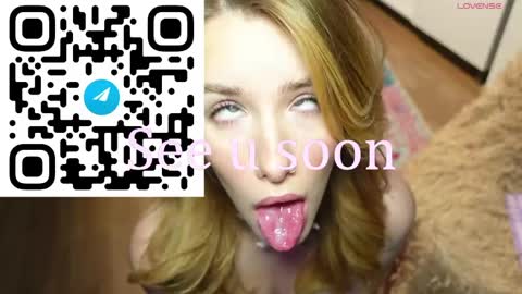 Snapshot of spicejessy chatting on 06/07/26, 01:04 your sweet Jessy online show from 06/07/26, 01:04