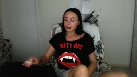 Carla online show from 09/12/25, 03:34