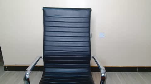 Snapshot of spicy_kerrine chatting on 04/25/26, 11:57 Spicy kerrine online show from 04/25/26, 11:57