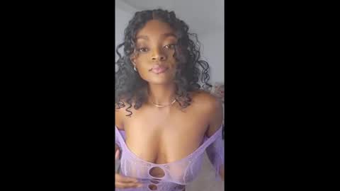 Snapshot of spicyangie chatting on 02/12/25, 07:34 Im Angela online show from 02/12/25, 07:34