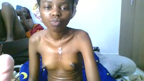 Snapshot of spicybobolishia_ chatting on 05/25/26, 03:23 Bobo online show from 05/25/26, 03:23
